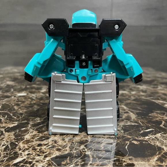 Transformers Playskool Heroes Rescue Bots Academy Hoist Converting Toy Robot - Picture 7 of 12